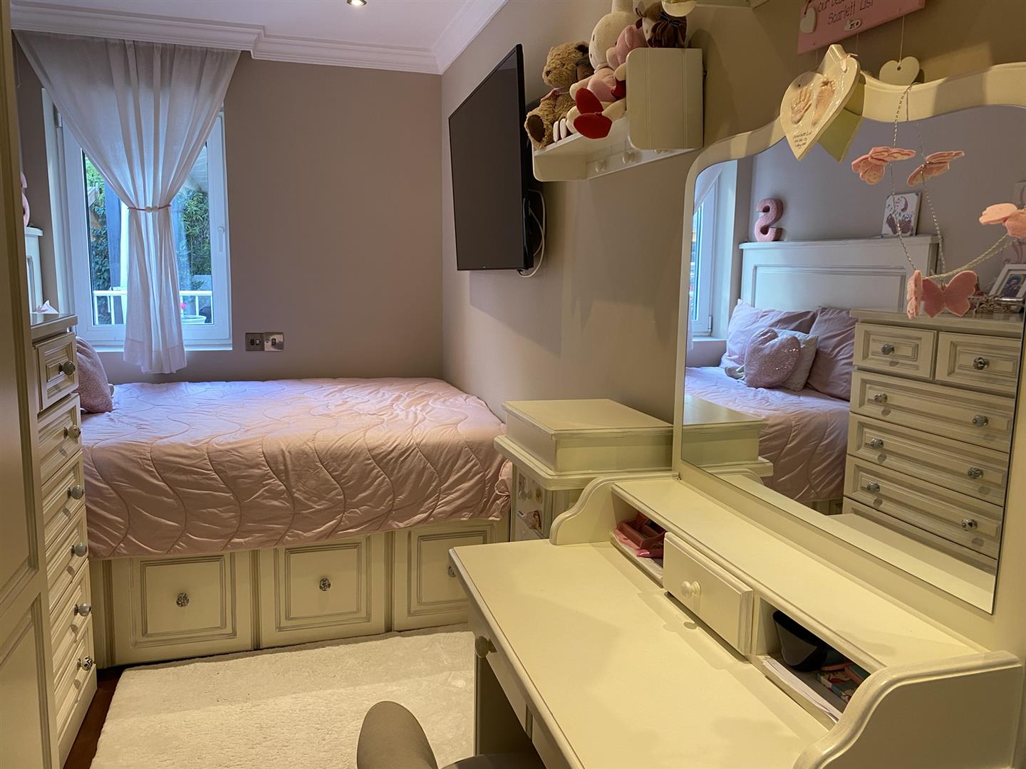 Image of House - 4 Bedrooms - 3 Bathrooms for Rental in South District-Gibraltar, Image 10